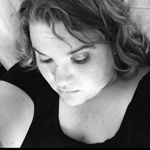 Heather Moore Photo 31