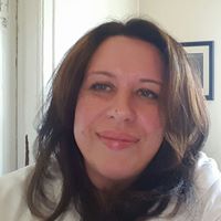 Katie Hendricks Photo 29
