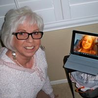 Christina Howell Photo 41