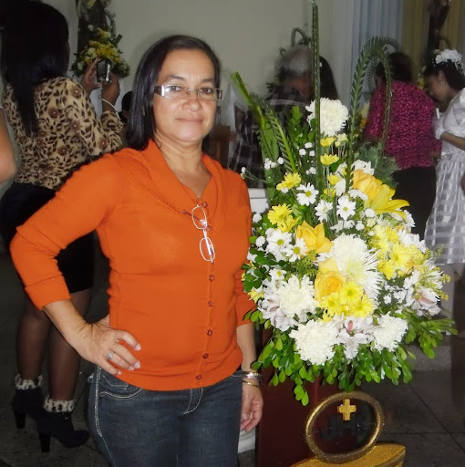 Lourdes Sanchez Photo 23