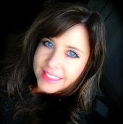 Teri Smith Photo 30