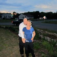 Maxine Harris Photo 49