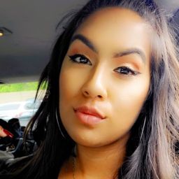 Veronica Carlos Photo 7