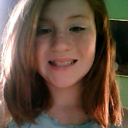 Taylor Webster Photo 8