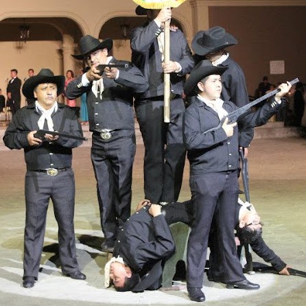 Hector Hinojosa Photo 27