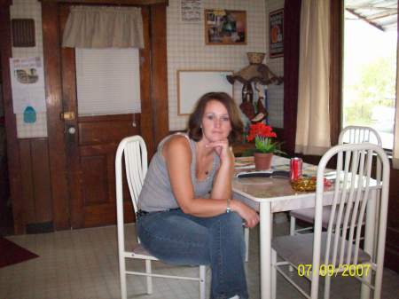 Kelly Paris Photo 2
