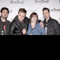 Lisa Blake Photo 24