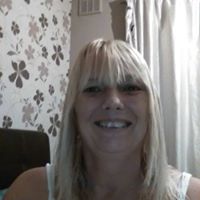 Angela Franks Photo 42