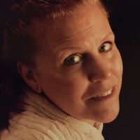 Bobbie Miller Photo 22