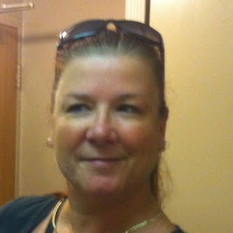 Sherry Elliott Photo 14