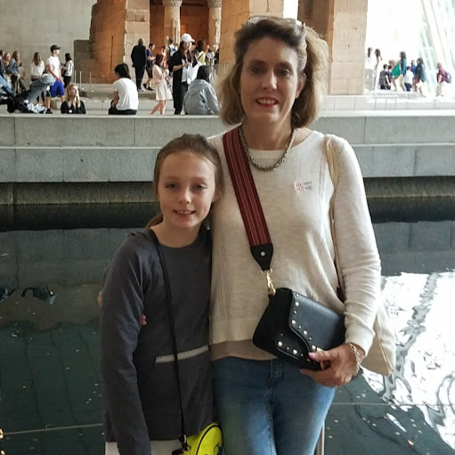 Julie Keefe Photo 20