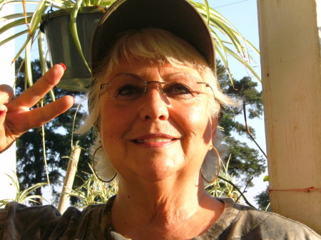 Pamela Smith Photo 30