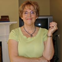 Paula Russell Photo 34
