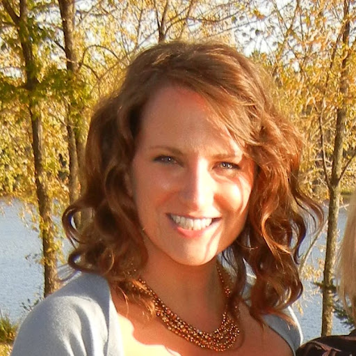 Amy Muller Photo 9