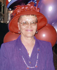 Carolyn Curry Photo 18