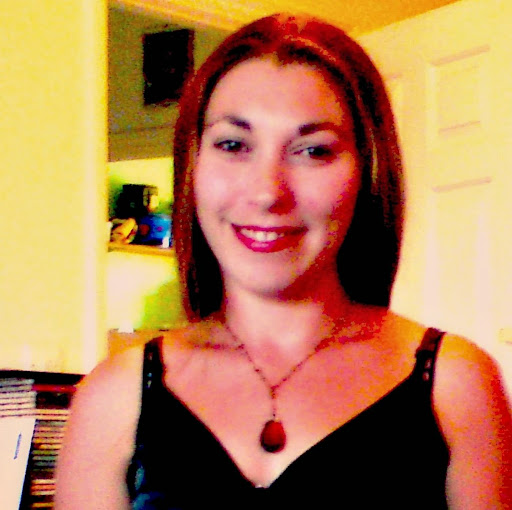 Lisa Schofield Photo 33