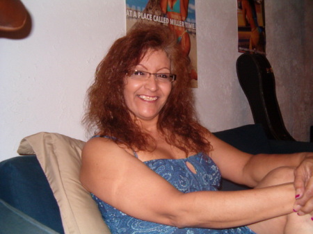 Cindy Gonzales Photo 5