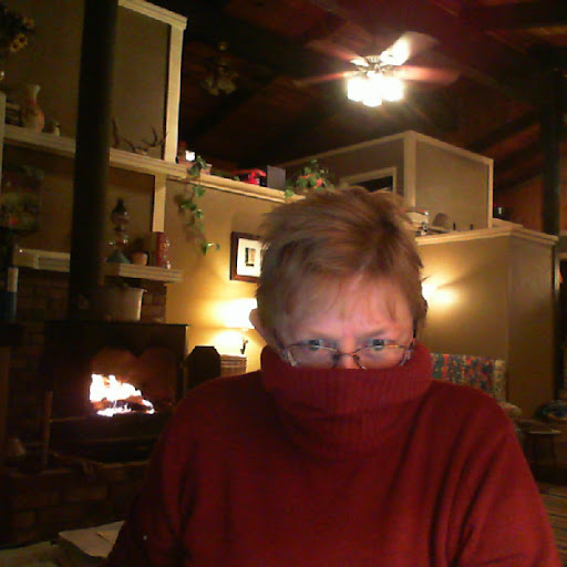 Diane Lloyd Photo 31