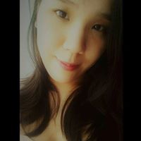Linh Chau Photo 14