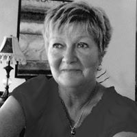 Claudette Roberts Photo 12