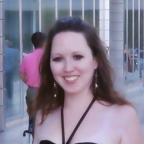 Rachel Lawrence Photo 25
