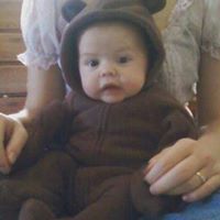 Heather Hoyer Photo 12
