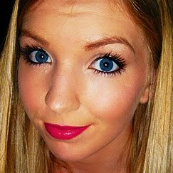 Hayley Campbell Photo 23