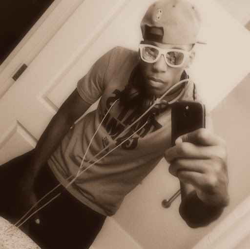 Mike Qualls Photo 10