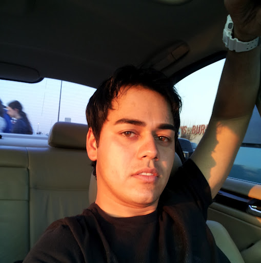 Robert Silva Photo 42