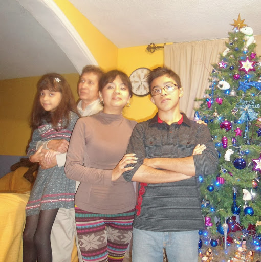 Santos Calderon Photo 12