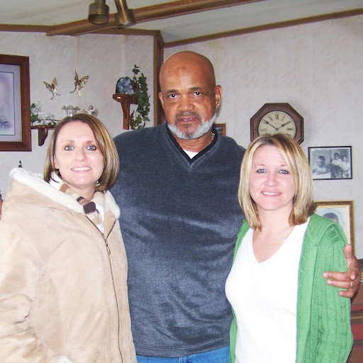Beverly Perry Photo 29