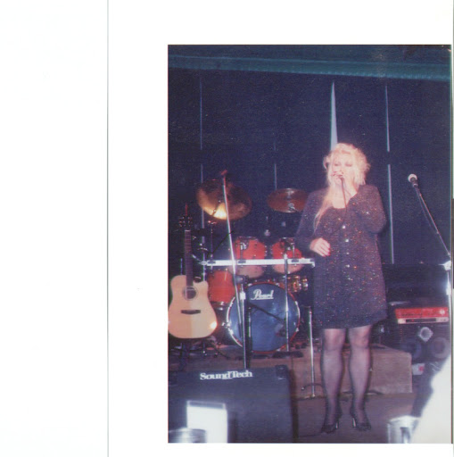 Brenda Rogers Photo 30