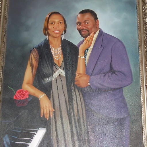 Denise Pitts Photo 35