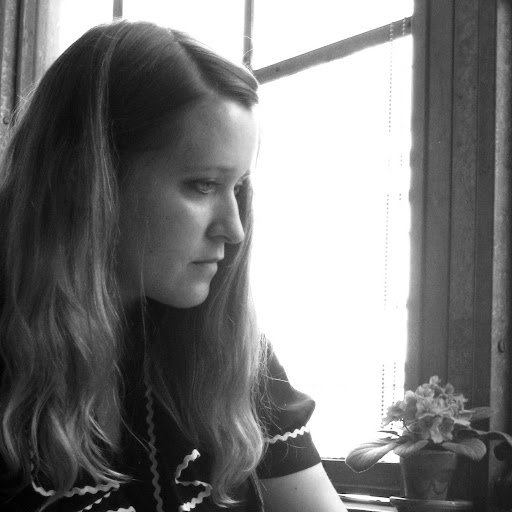 Amy Reeder Photo 10