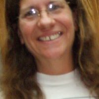 Elizabeth Paul Photo 33