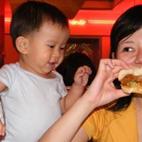 Julia Ho Photo 15