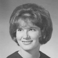 Linda Norris Photo 11