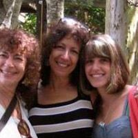 Cynthia Medeiros Photo 9