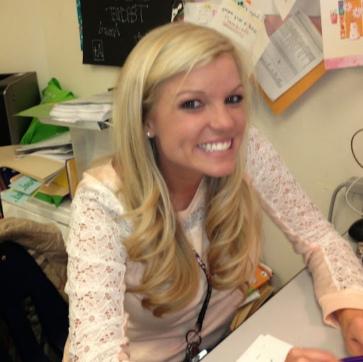 Amanda Collier Photo 11