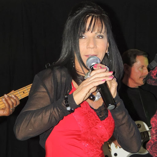 Vickie Thomas Photo 17