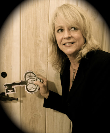 Sharon Carr Photo 9
