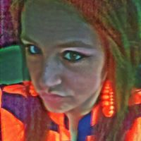 Crystal Hutchison Photo 8