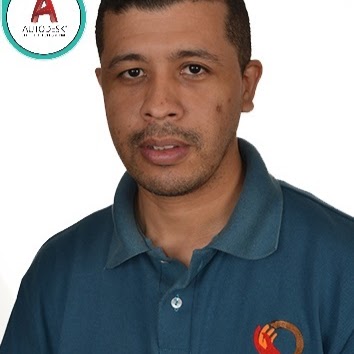 Luis Colmenares Photo 4