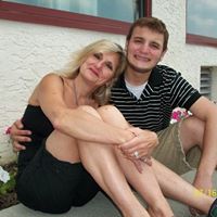 Laura Weiner Photo 9