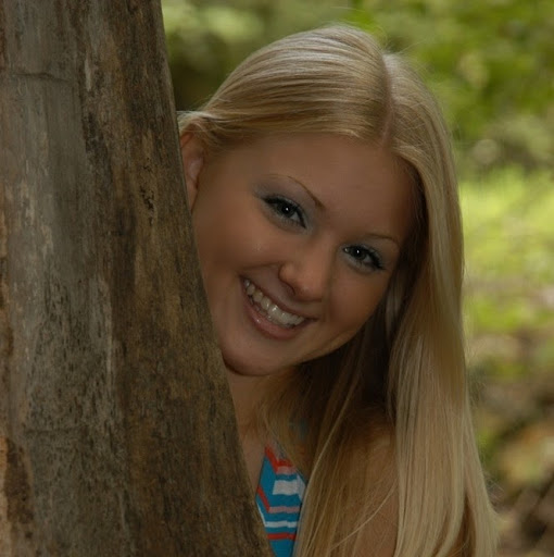 Donna Anderson Photo 16