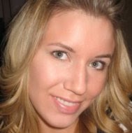 Elizabeth Nixon Photo 31