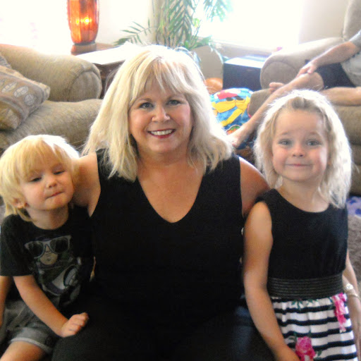 Julie Tyson Photo 16