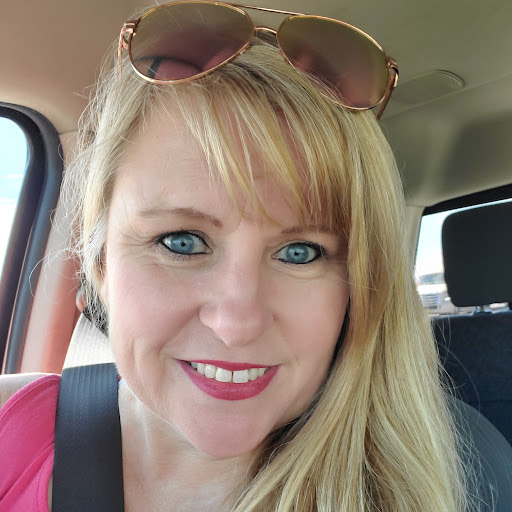 Donna Moore Photo 24