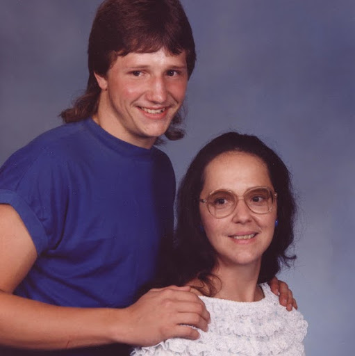 Debbie Mayes Photo 18