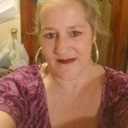 Laurie Martinez Photo 15